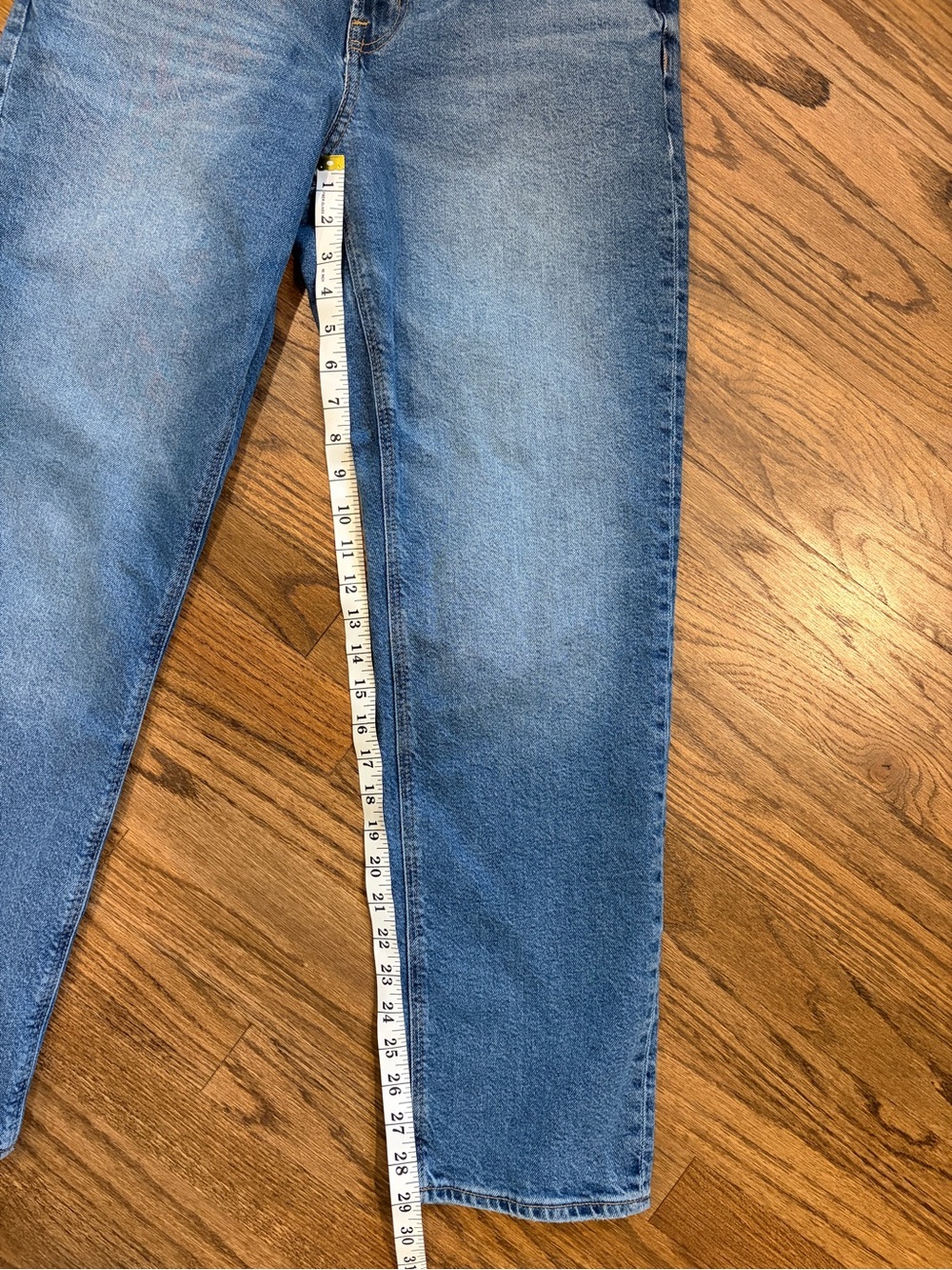American Eagle High-Waisted Straight Leg Jeans, Classic Medium, size 10 - Picture 4 of 7